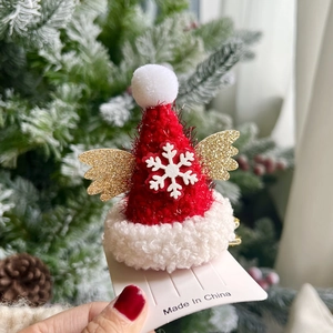 Pince à cheveux bonnet de Noël en tricot rouge, flocon et ailes dorées déco