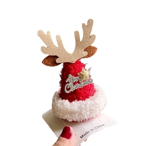 Barrette à cheveux bonnet de Noël en peluche avec bois de renne et texte Merry Christmas