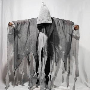 Halloween-Kapuzenumhang in Grau mit zerfetzten Details für gruselige Reaper-Cosplay-Kostüme