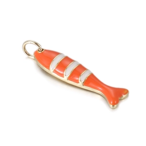Detailansicht der Garnelen- und Sushi-Emaille-Anhänger mit orange-goldener Beschichtung