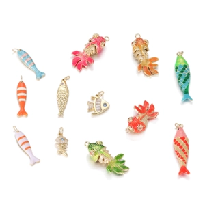 Bunter Kupfer Emaille Goldfisch Koi Fisch Anhänger Für DIY Halskette Armband Herstellung Tropische Tier Charme Schmuck Zubehör Damen