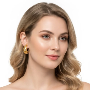 Eleganti orecchini a cerchio a C in acciaio inossidabile placcato oro 18k con cristalli