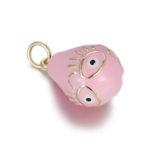 Detail van roze emaille hanger met drie ogen voor DIY-sieraden maken projecten