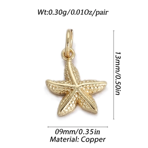 Goldener 13mm Seestern-Anhänger aus Messing mit Textur und Maßangaben im Detail