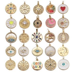 Ciondoli in Rame Placcato Oro con Strass Malocchio Vergine Maria Sole Luna Charms per Creazione Gioielli DIY Collane Accessori
