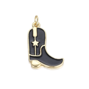 Detalle de dije de bota vaquera con esmalte negro y estrella dorada para joyería