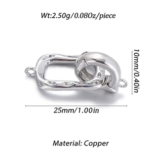 Detail van koperen geometrische gesp en veersluiting voor doe-het-zelf sieraden