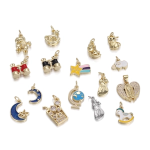 Pendentif en Cuivre Zircon DIY Plaqué Or Émail Lune Étoile Cheval Cœur Charm pour Collier Bracelet Accessoires de Bijouterie
