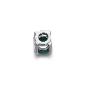 Vue détaillée d'une perle d'espacement de 5mm en zircon vert avec sertissage micro-pavé