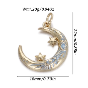 Gedetailleerde weergave van gouden maansikkel hanger met blauw emaille en afmetingen