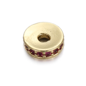 Detail der 8mm goldenen Radperle mit roten Zirkonsteinen für DIY-Armbänder und Schmuck