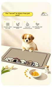 Detail of diatom mud pet mat featuring non-slip texture and cute cartoon dogs design