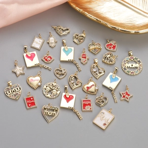 Collana con Pendente a Cuore MOM in Rame e Strass Gioielli per la Festa della Mamma Donna Smalto MAMA Lettera Ciondolo