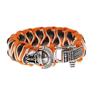Heren paracord armband met oranje en zwart vlechtwerk en zilveren schedel gesp