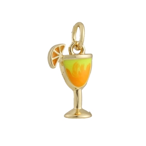 Detail eines Cocktailglas-Anhängers aus Gold-Emaille mit Orangenscheibe für DIY-Schmuck