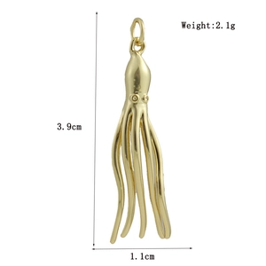Polished 18k gold plated octopus pendant with dimensions of 3.9cm height and 2.1g weight