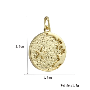 Detailed size chart of gold star and moon pendant showing 2.0cm height and 1.7g weight