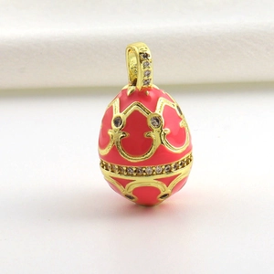 Luxuriöser Fabergé-Stil Emaille-Ei-Anhänger mit 18k Goldbeschichtung und weißen Straßsteinen