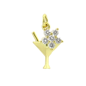 Détail du pendentif en forme de verre à cocktail plaqué or 18k avec pierres précieuses