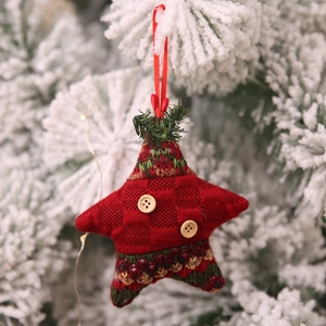 Knitted red star Christmas tree ornament with plaid patterns and wooden button details