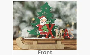 Vorderansicht der lasergeschnittenen Weihnachtsmann-Holzdekoration mit XMAS-Schriftzug