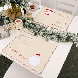Set de Table de Noël en Lin Avec Fente pour Couverts Motif Brodé Père Noël Bonhomme de Neige Bordure Rouge