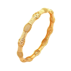 Bracciale dorato stile Dubai con motivi traforati e incisioni a tratteggio incrociato