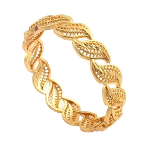 Bracciale rigido dorato con foglie traforate e dettagli in filigrana oro 24K