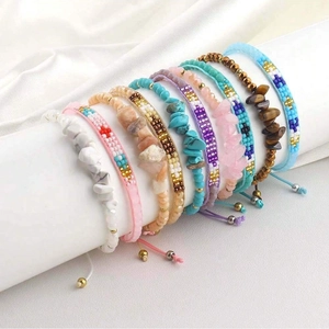 Ensemble de bracelets bohèmes faits main avec pierres naturelles et cordon ajustable
