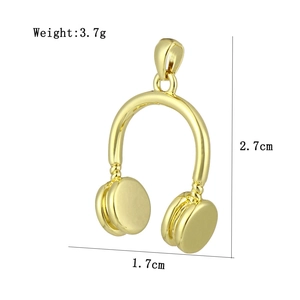 Polished gold headphone pendant with dimensions 2.7cm by 1.7cm for DIY jewelry