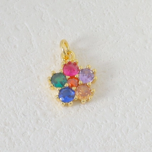 Luxurious flower pendant with rainbow cubic zirconia in 18K gold-plated claw setting