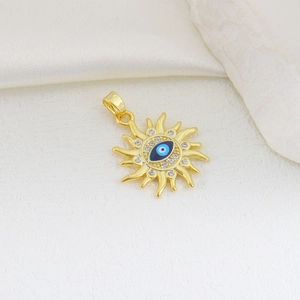Luxurious sun-shaped evil eye pendant in gold plating with blue enamel and zircon inlay