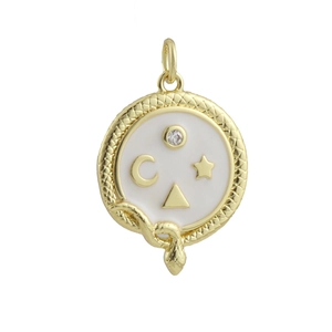 Detalle de colgante redondo bañado en oro 18k con motivo de luna estrella y borde de serpiente