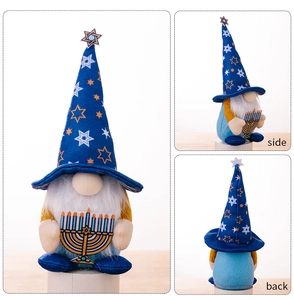 Vue sous trois angles d'un gnome de Hanoucca avec étoile de David et ménorah