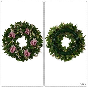 Vorder- und Rückansicht des rosa Rosenkranzes mit Blättern und Kunststoff-Stützring