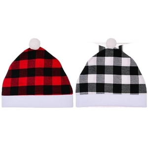 Christmas buffalo plaid car seat covers in red and black checkers with white pom pom décor
