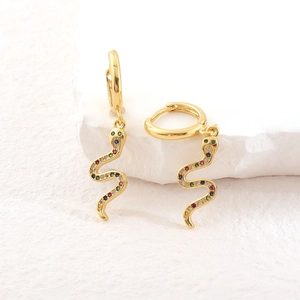 Orecchini a serpente esagerati placcati in oro 18k con zirconi colorati micro incastonati