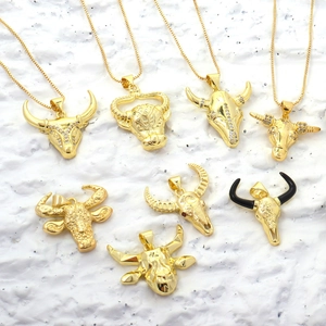 Vintage Copper Gold Plated Bull Head Pendant Necklace Hip Hop Personalized Zirconia Animal Skull Necklaces For Men Women