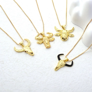Hip hop bull head pendant necklace set in retro gold finish for punk bohemian style