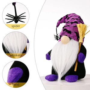 Gnome d'Halloween en peluche avec chapeau chauve-souris violet et balai en bois