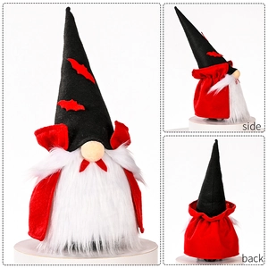 Detailansicht der Vampir-Gnom Halloween-Plüschfigur mit Fledermaushut und weißem Bart
