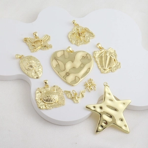 Vintage Gold Plated Copper Fossil Pendant For DIY Jewelry Making Individual Horseshoe Crab Trilobite Heart Starfish Charm