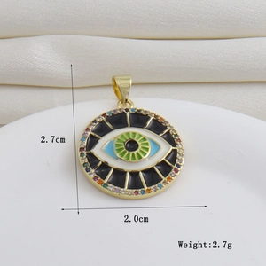 Detalle del colgante de ojo turco en oro de 18k con dimensiones y peso indicados