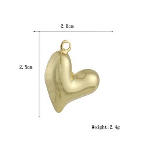 Polished gold heart pendant dimensions showing 2.5cm height and 2.0cm width with 2.4g weight