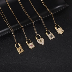 Collier Pendentif Cadenas en Cuivre Plaqué Or 18K Zircone pour Femmes Vintage Cœur Œil Géométrique Bijoux Cadeau