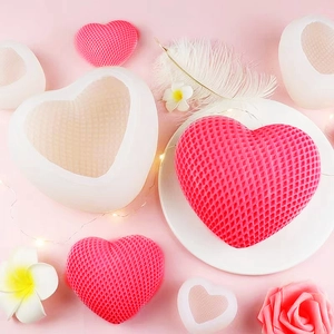 3D woven heart silicone mold for DIY mousse cakes and candles with honeycomb texture