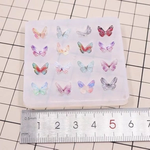 DIY colorful resin butterfly molds set for nail art and 3D miniature craft decoration