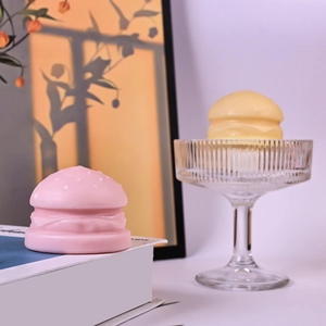 Moules créatifs en silicone en forme de hamburger rose et jaune pour savons et gâteaux