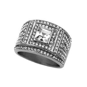 Bague large pour homme argentée avec pierre centrale carrée et sertissage pavé brillant
