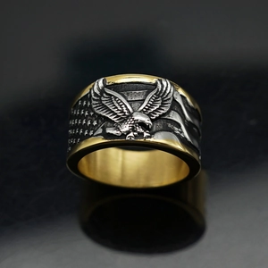 Vintage 316 Stainless Steel Flying Eagle Ring Men Two Tone Gold American Flag Relief Hip Hop Punk Band Jewelry Ring Gift